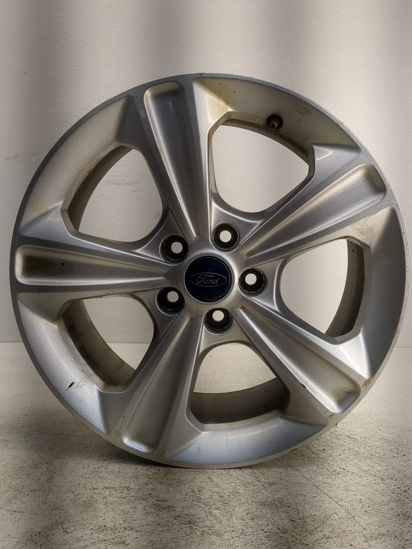2013-2016 Ford Escape Oem Wheel Rim - Oemusedautoparts1.com