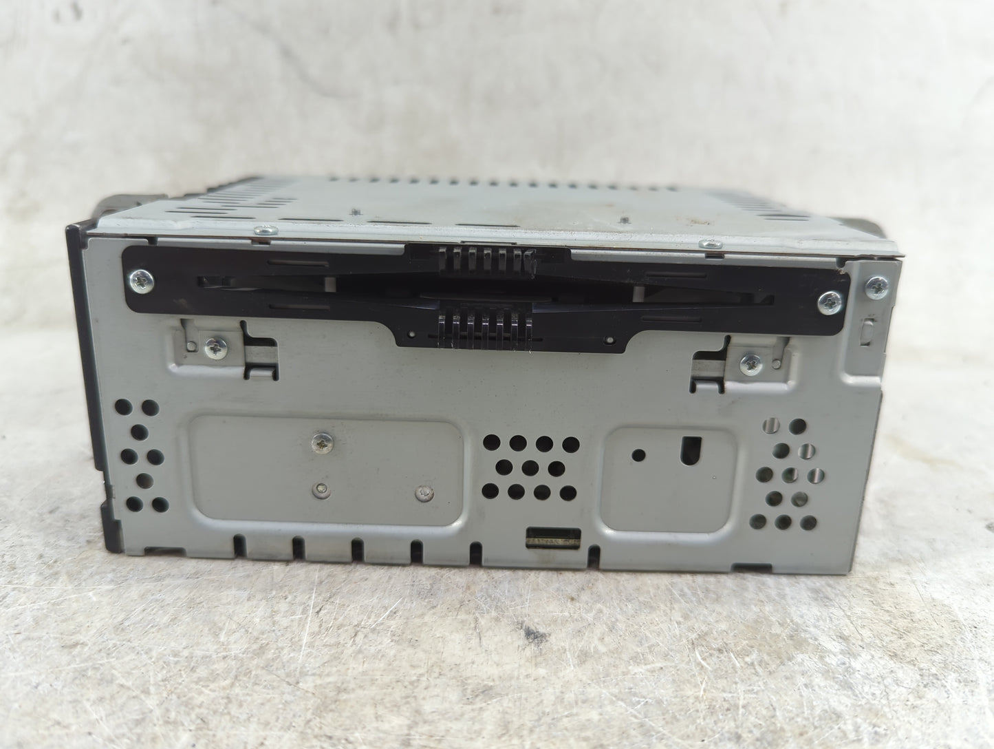 2013-2015 Ford Escape Radio AM FM Cd Player Receiver Replacement Fits Fits 2013 2014 2015 OEM Used Auto Parts - Oemusedautop