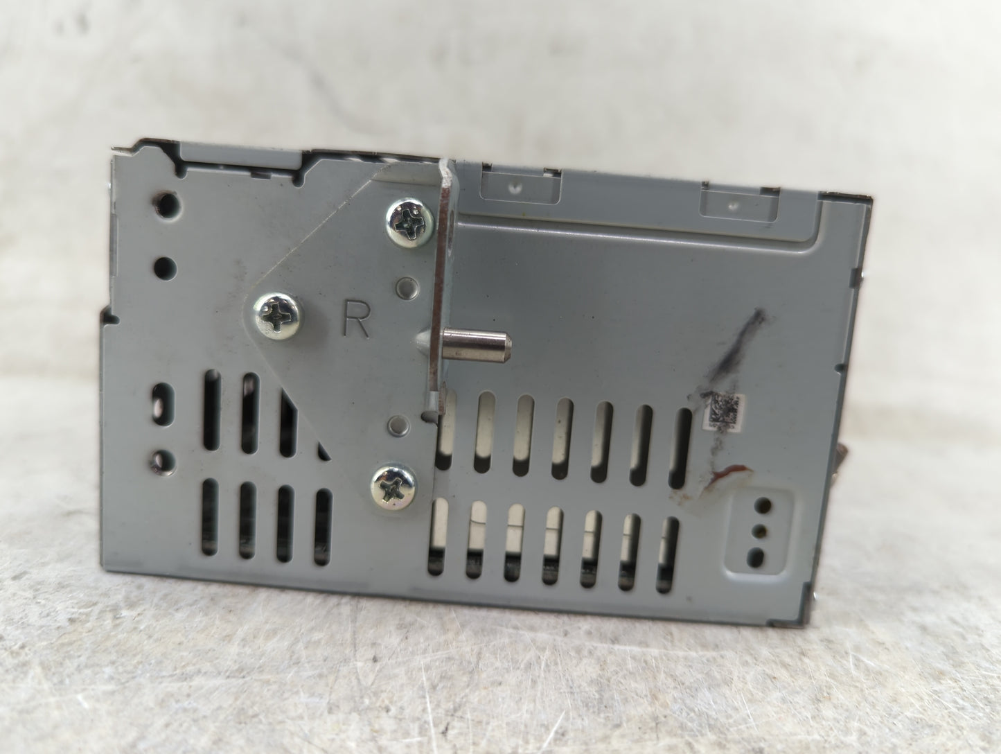 2013-2015 Ford Escape Radio AM FM Cd Player Receiver Replacement Fits Fits 2013 2014 2015 OEM Used Auto Parts - Oemusedautop