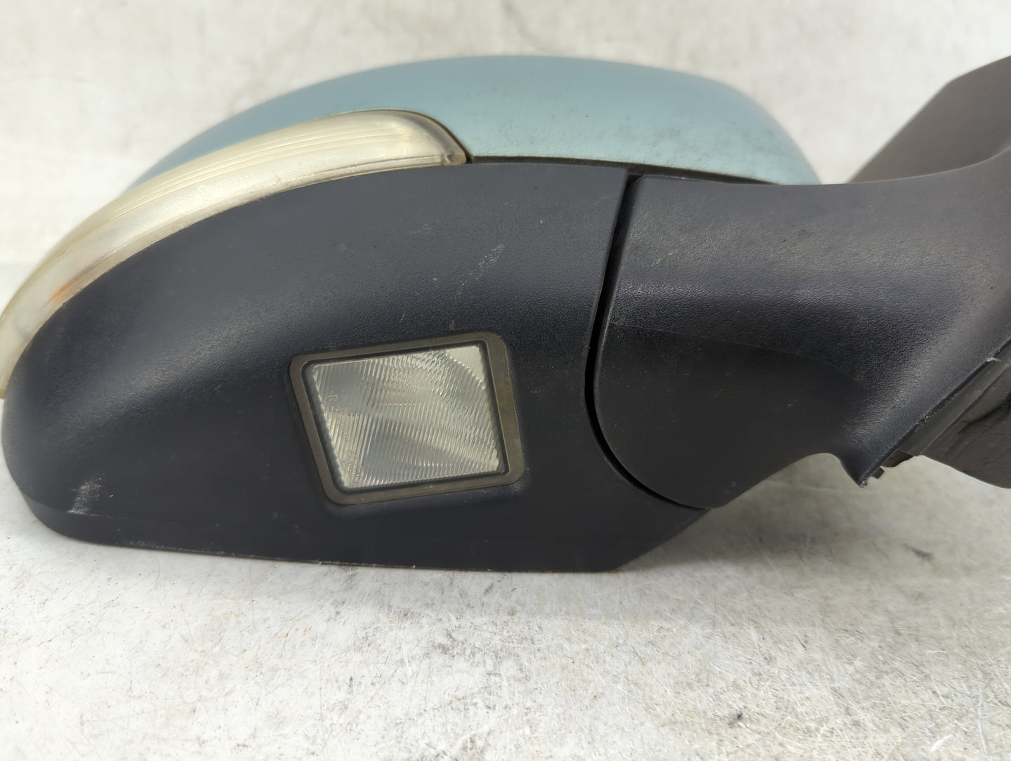 2013-2016 Ford Escape Passenger Side View Mirror - Right Door Mirror OEM Used - Oemusedautoparts1.com