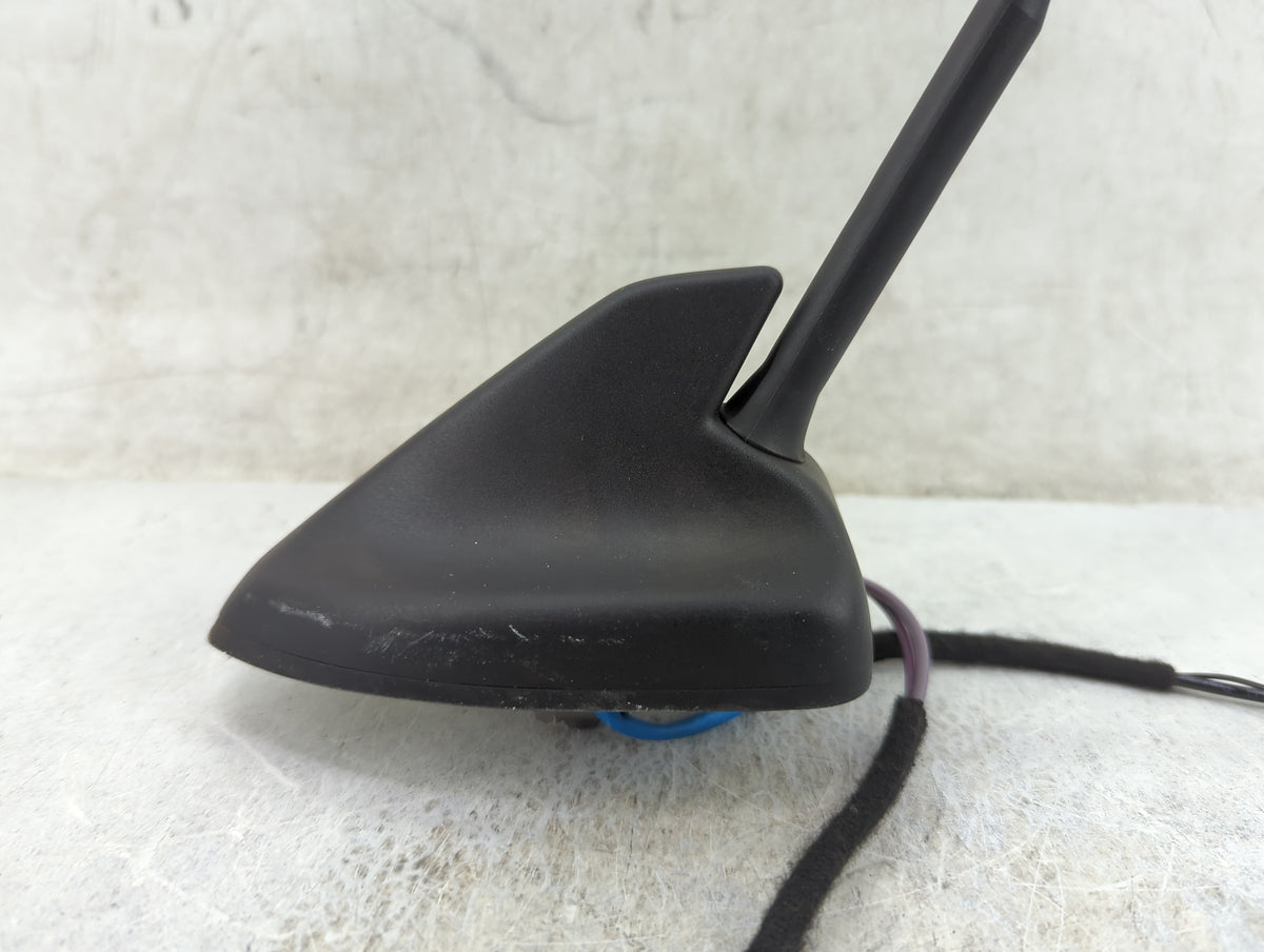 Ford Escape Antenna - Oem 1271837 - Oemusedautoparts1.com