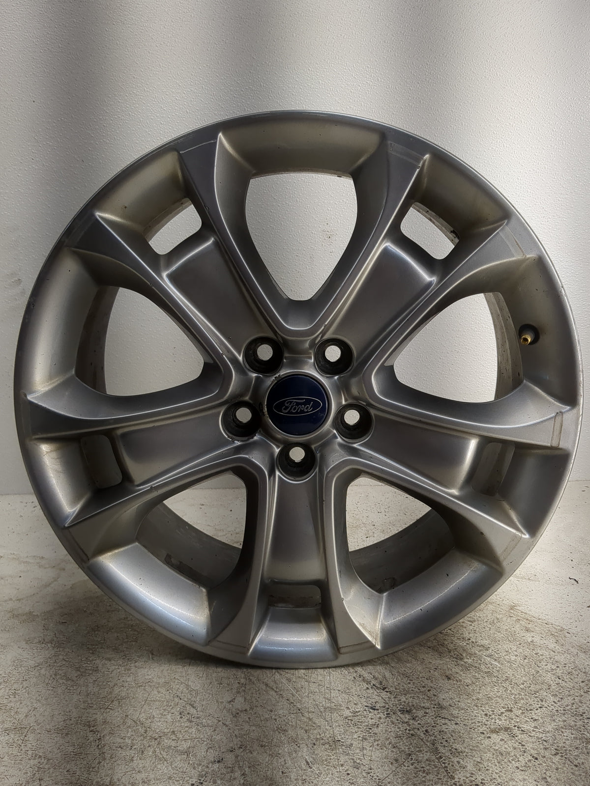 2013-2016 Ford Escape Oem Wheel Rim 1280488 - Oemusedautoparts1.com