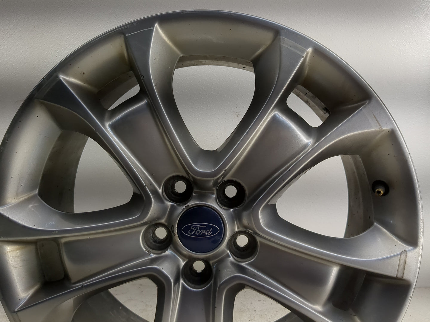 2013-2016 Ford Escape Oem Wheel Rim 1280488 - Oemusedautoparts1.com