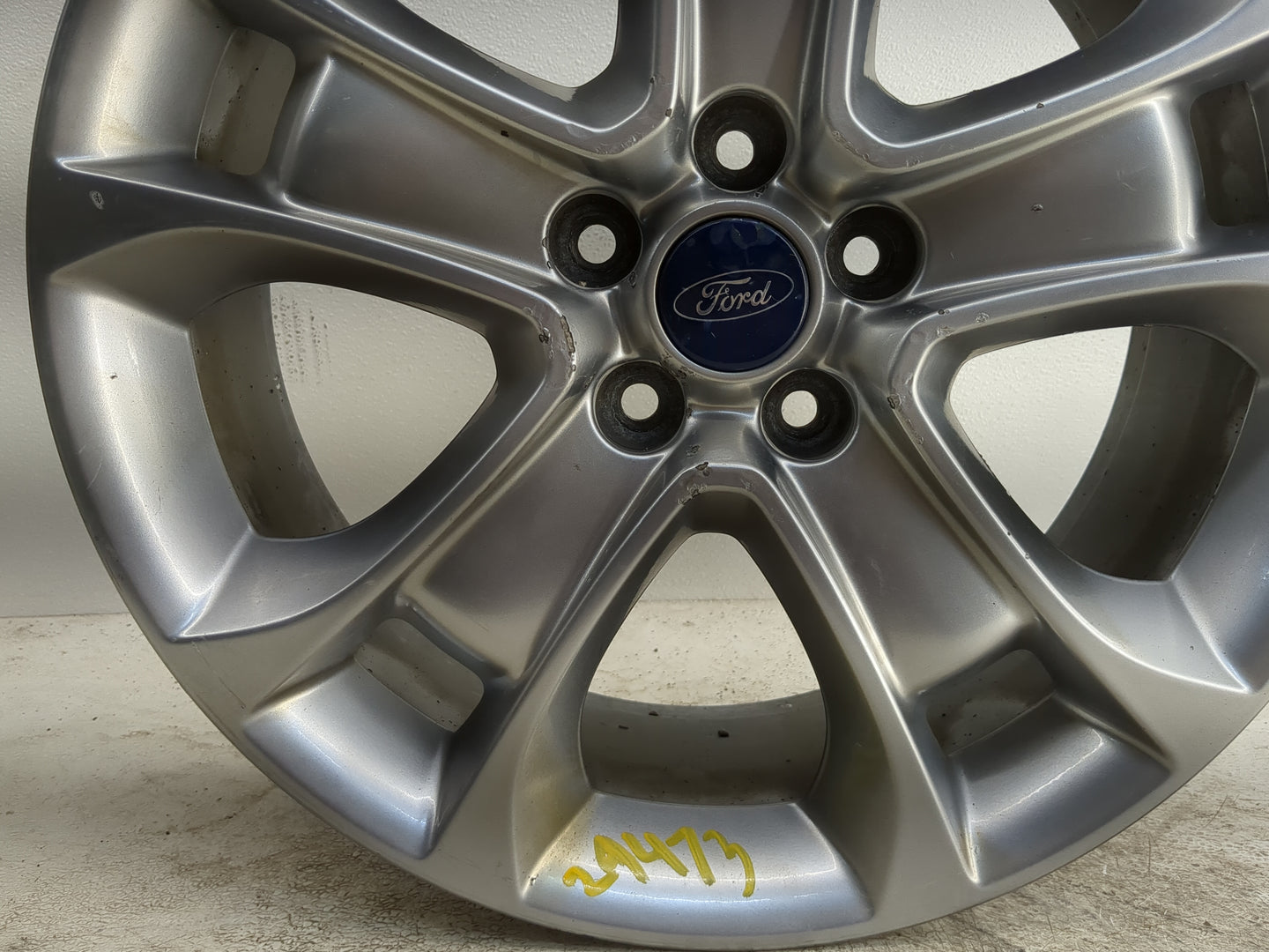 2013-2016 Ford Escape Oem Wheel Rim 1280494 - Oemusedautoparts1.com