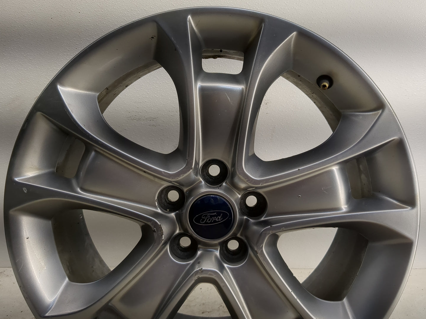 2013-2016 Ford Escape Oem Wheel Rim 1280494 - Oemusedautoparts1.com