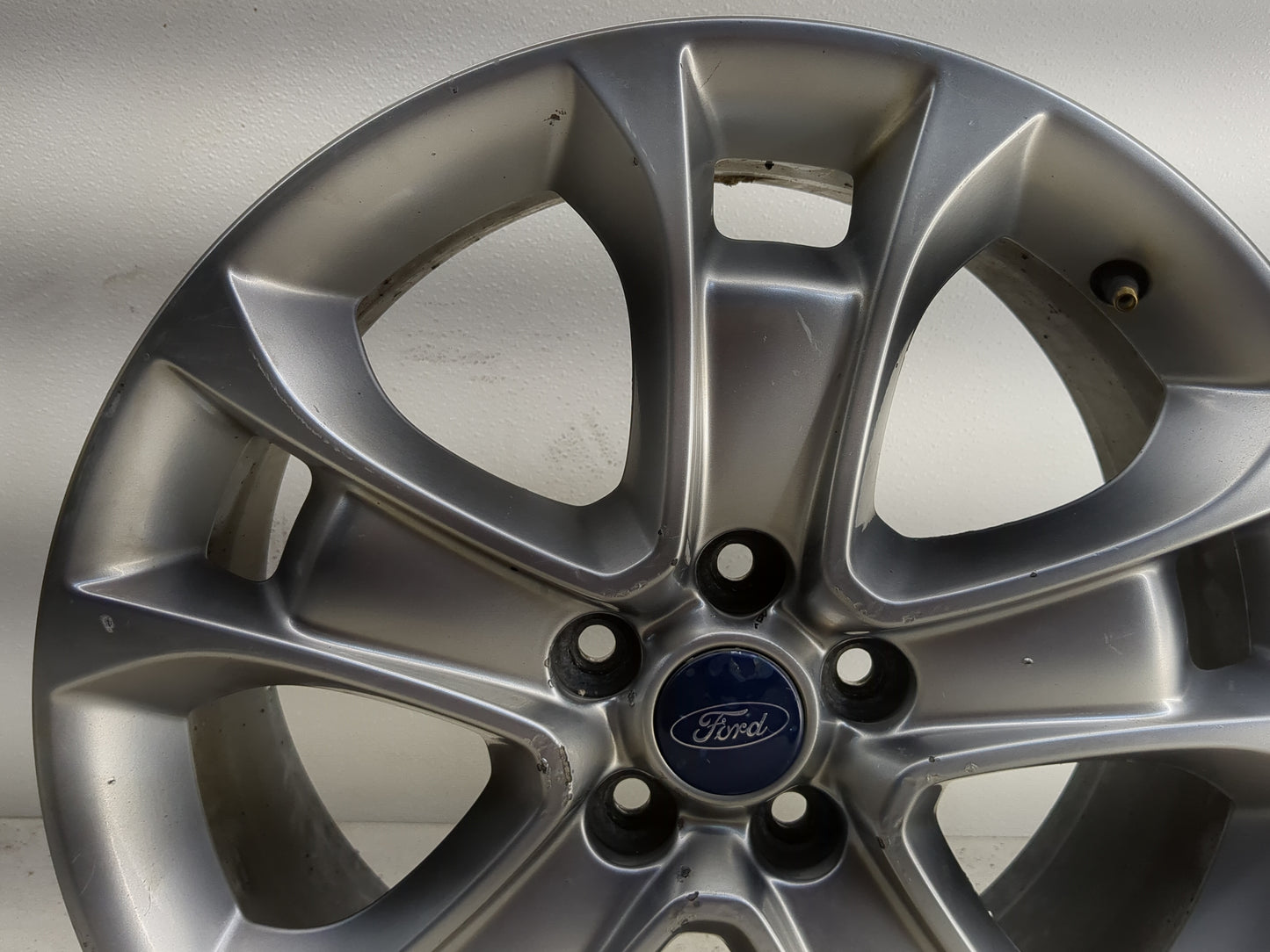 2013-2016 Ford Escape Oem Wheel Rim 1280494 - Oemusedautoparts1.com