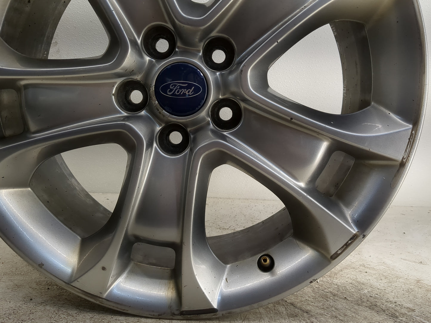 2013-2016 Ford Escape Oem Wheel Rim 1280500 - Oemusedautoparts1.com