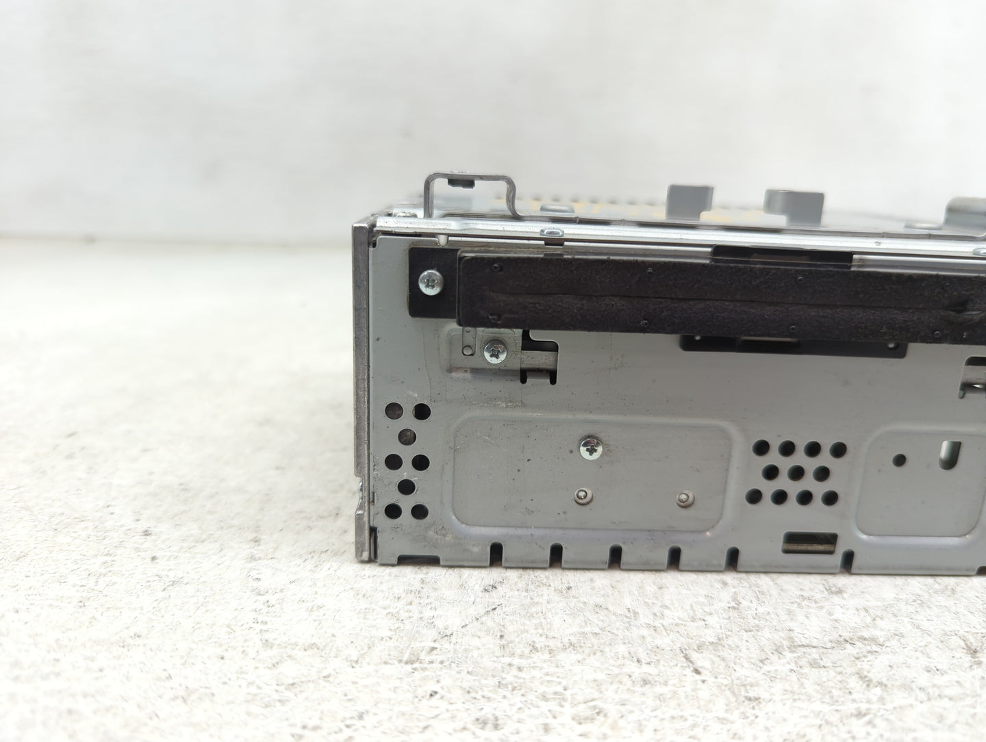2013-2015 Ford Escape Radio AM FM Cd Player Receiver Replacement Fits Fits 2013 2014 2015 OEM Used Auto Parts - Oemusedautop