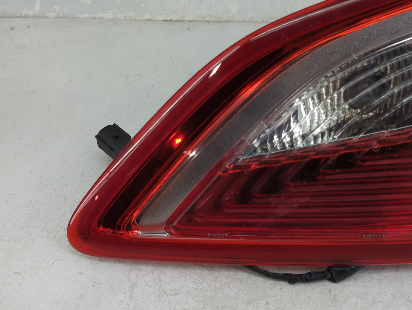 2013-2016 Ford Escape Driver Left Side Deck Lid Mounted Tail Light 1354767 - Oemusedautoparts1.com
