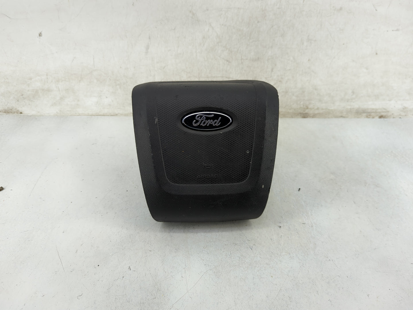 2009-2012 Ford Escape Air Bag Driver Left Steering Wheel Mounted 5024409 - Oemusedautoparts1.com