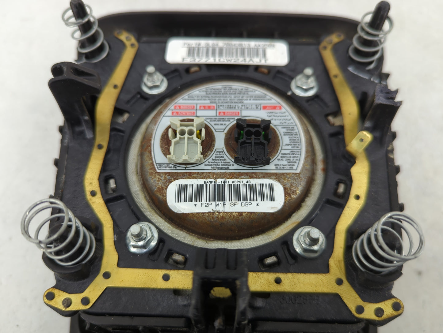 2009-2012 Ford Escape Air Bag Driver Left Steering Wheel Mounted 5024409 - Oemusedautoparts1.com