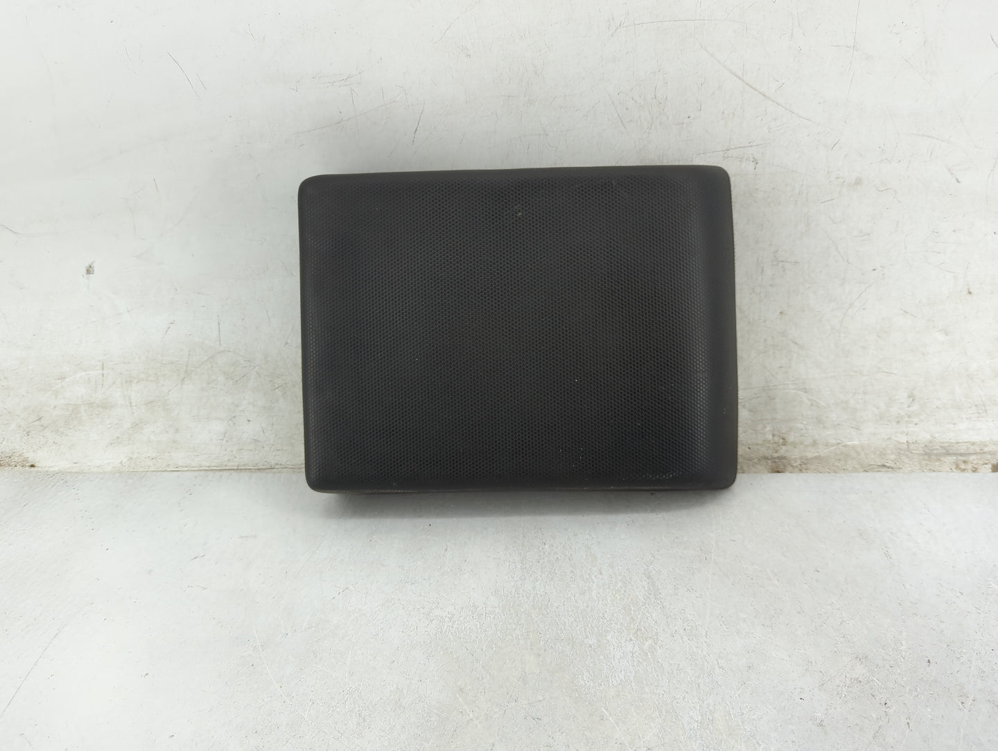 2009-2012 Ford Escape Center Console Armrest Cover Lid Fits Fits 2009 2010 2011 2012 OEM Used Auto Parts - Oemusedautoparts1