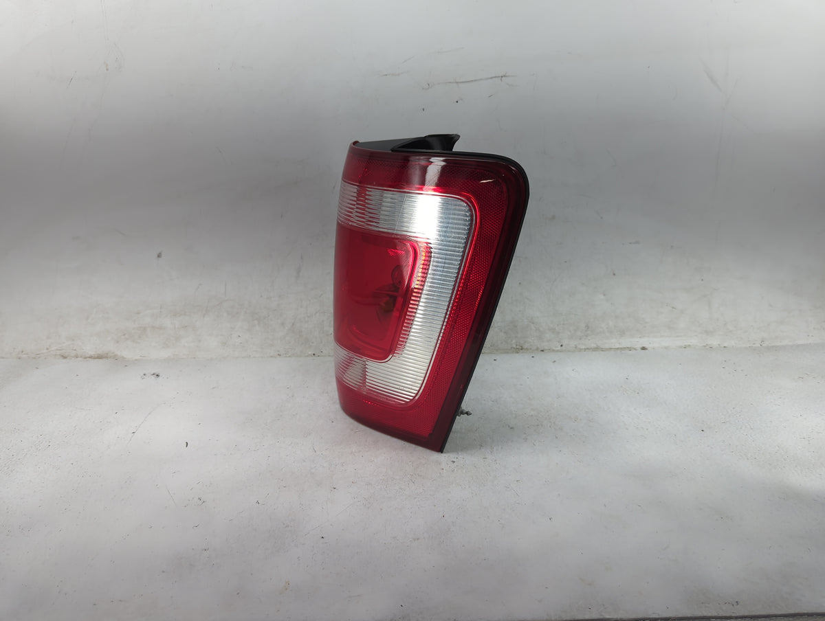 2008-2012 Ford Escape Tail Light Assembly Passenger Right OEM Fits Fits 2008 2009 2010 2011 2012 OEM Used Auto Parts - Oemus
