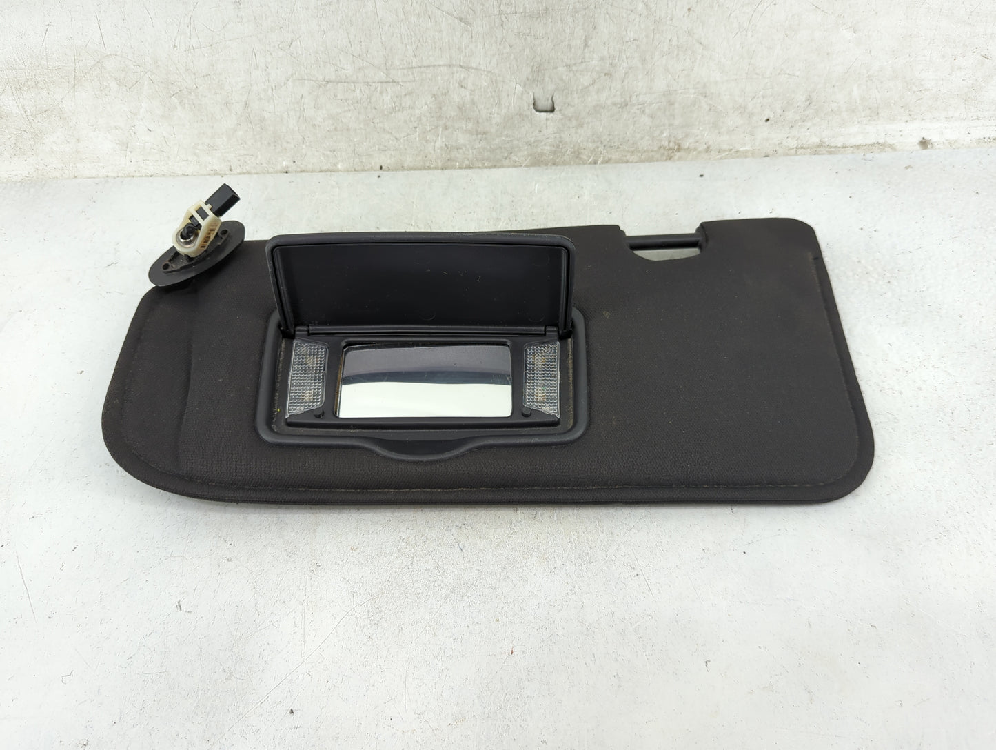 2008-2009 Ford Escape Sun Visor Shade Replacement Driver Left Mirror Fits Fits 2008 2009 OEM Used Auto Parts - Oemusedautopa