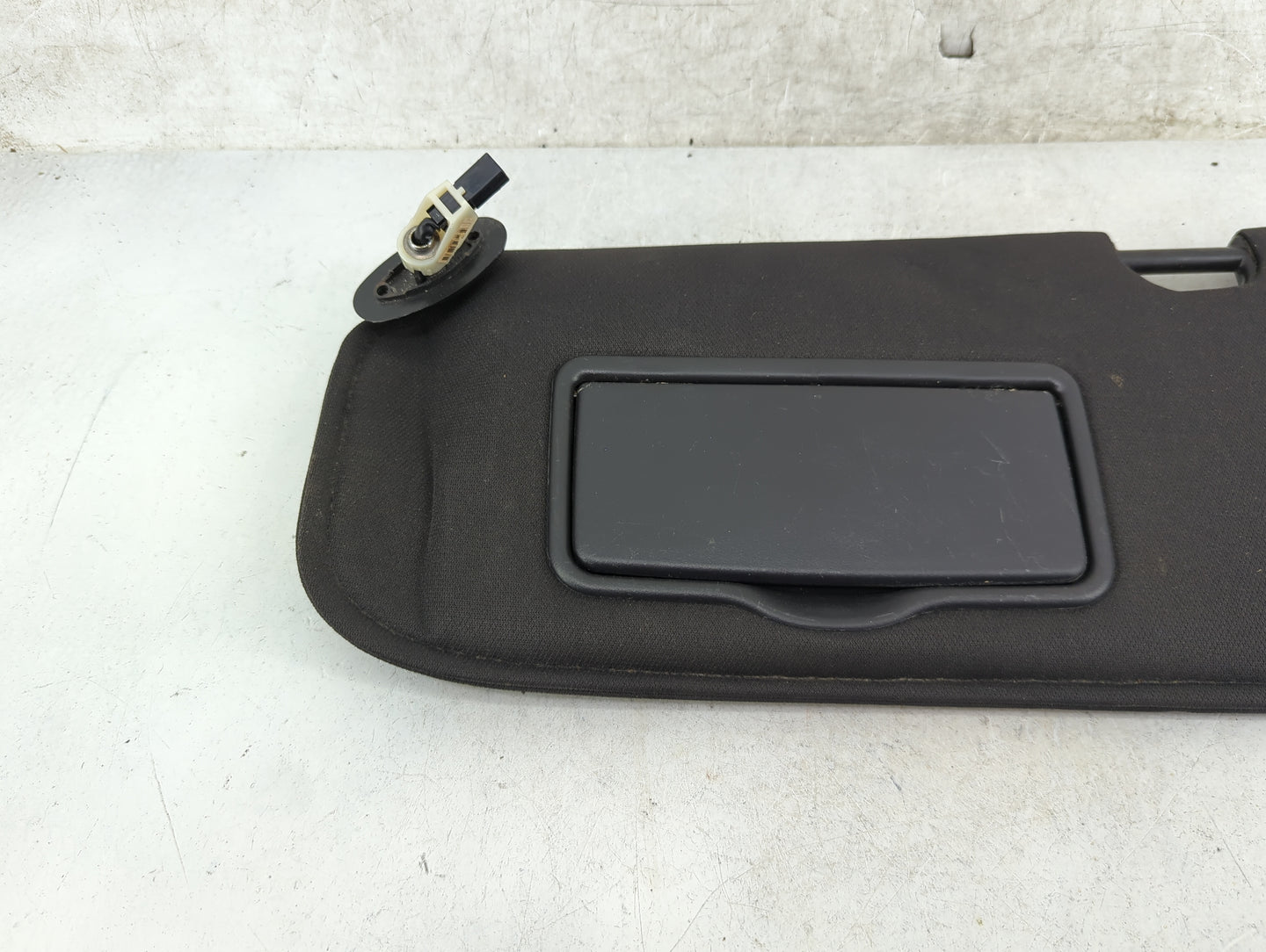 2008-2009 Ford Escape Sun Visor Shade Replacement Driver Left Mirror Fits Fits 2008 2009 OEM Used Auto Parts - Oemusedautopa