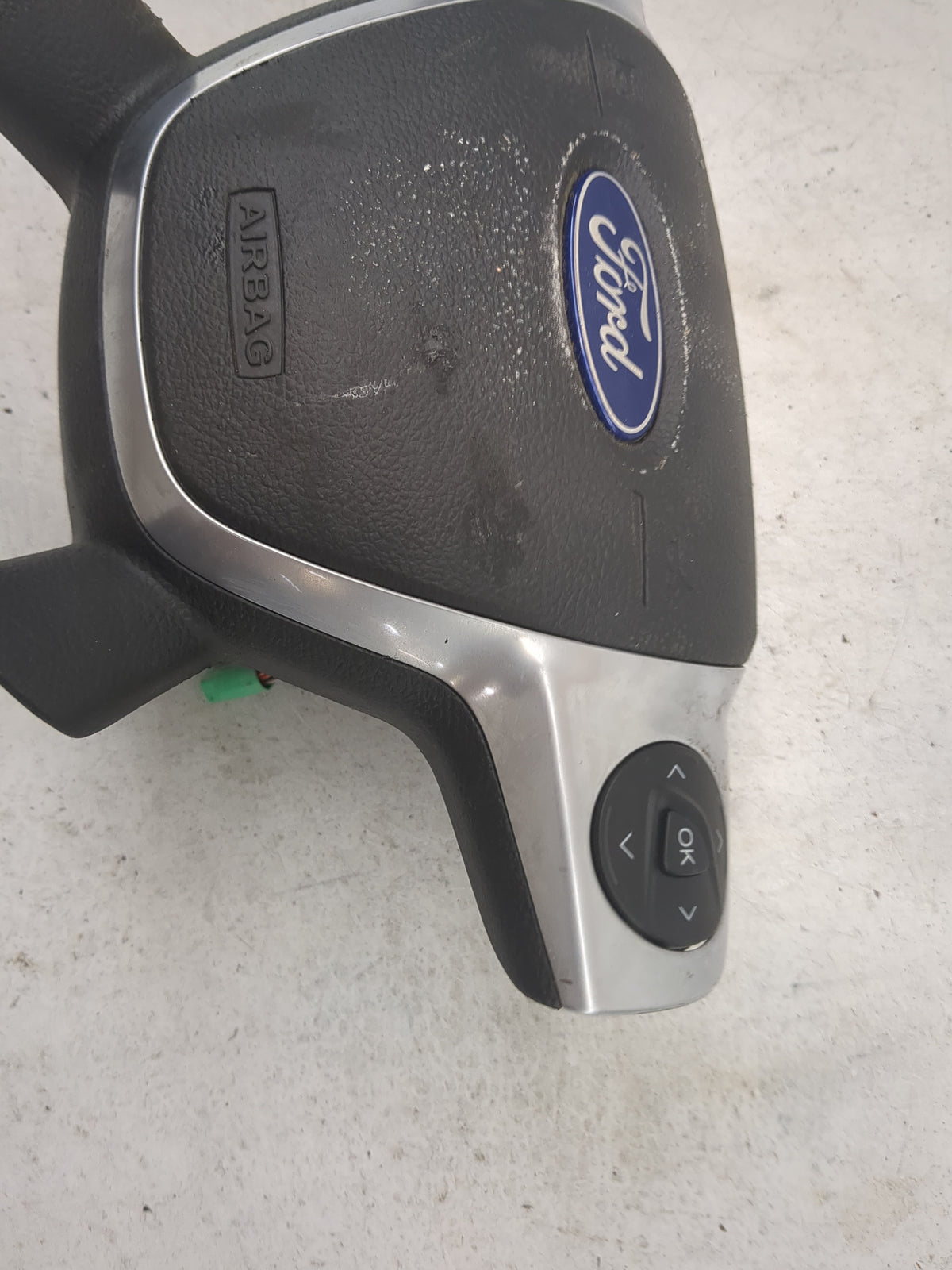 2013-2014 Ford Escape Air Bag Driver Left Steering Wheel Mounted 5036428 - Oemusedautoparts1.com