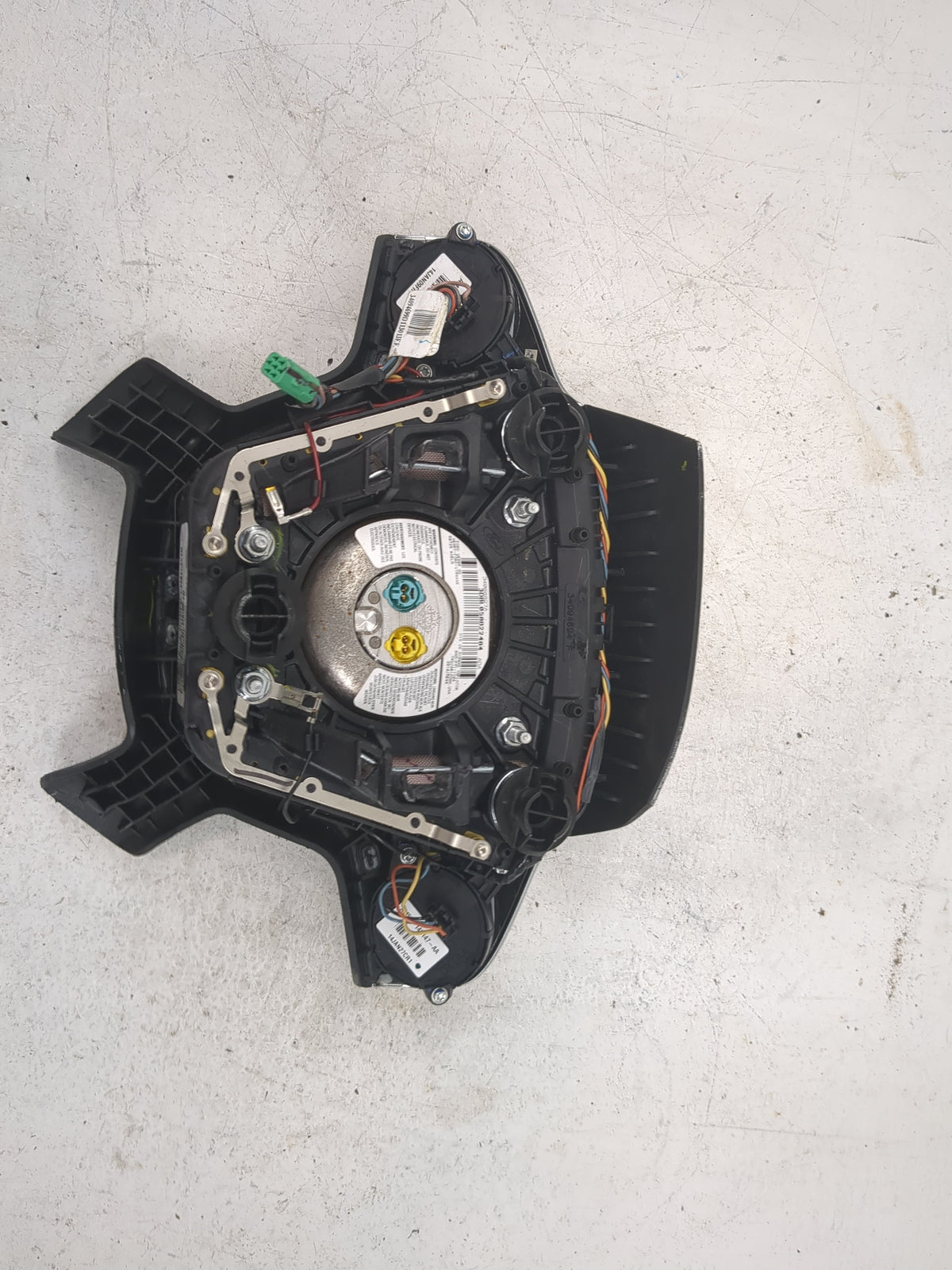 2013-2014 Ford Escape Air Bag Driver Left Steering Wheel Mounted 5036428 - Oemusedautoparts1.com