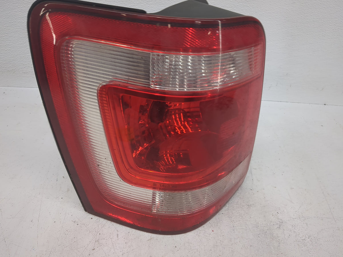 2008-2012 Ford Escape Tail Light Assembly Driver Left OEM Fits Fits 2008 2009 2010 2011 2012 OEM Used Auto Parts - Oemusedau
