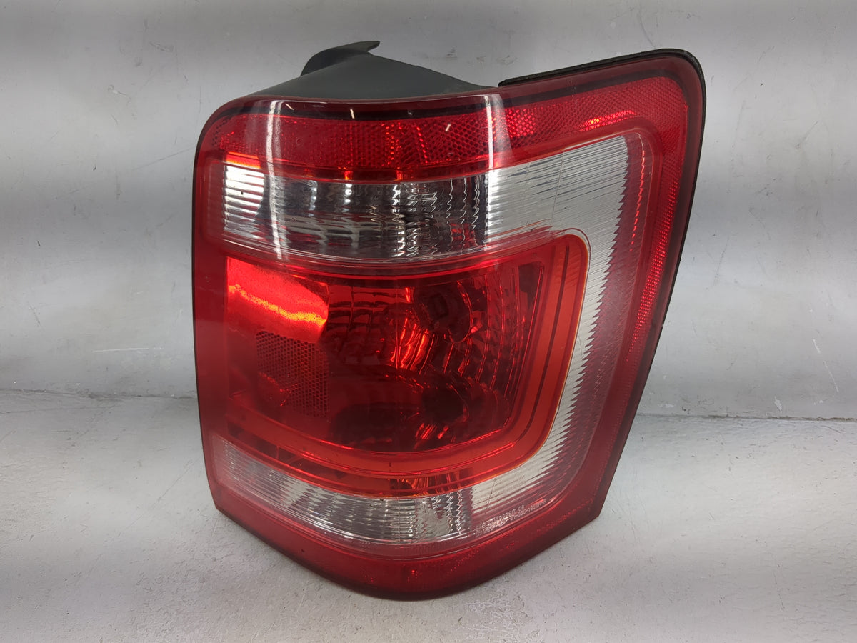 2008-2012 Ford Escape Tail Light Assembly Passenger Right OEM Fits Fits 2008 2009 2010 2011 2012 OEM Used Auto Parts - Oemus