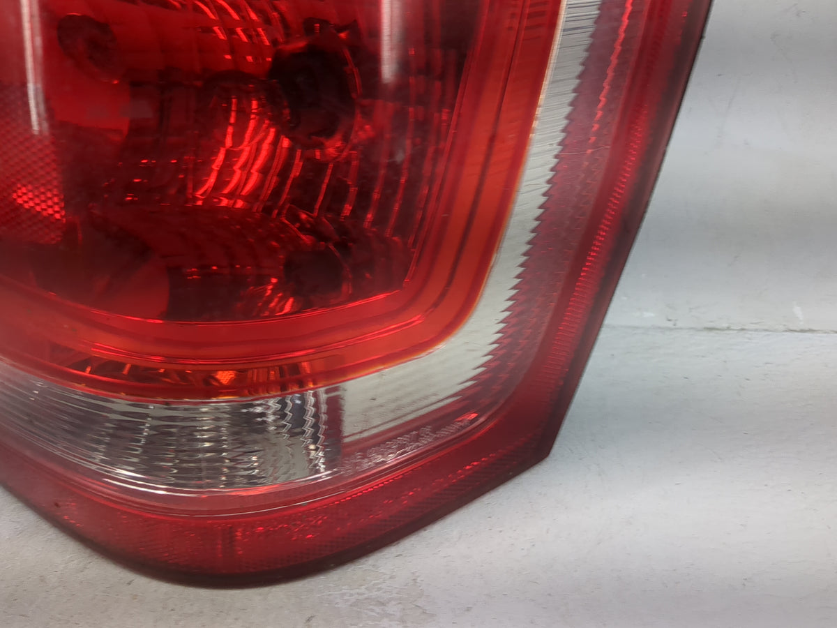 2008-2012 Ford Escape Tail Light Assembly Passenger Right OEM Fits Fits 2008 2009 2010 2011 2012 OEM Used Auto Parts - Oemus