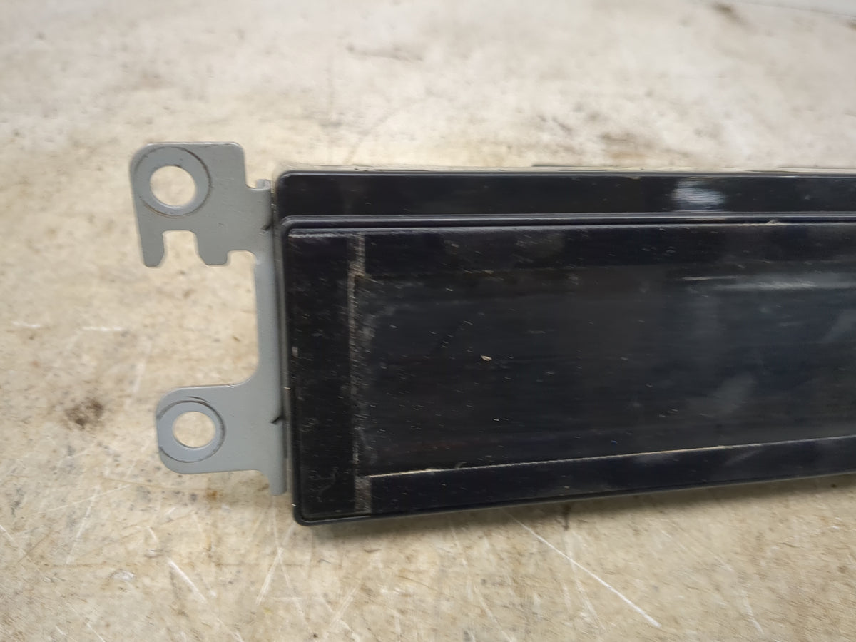 2010-2012 Ford Escape Radio Display Info Screen Oem 5043809 - Oemusedautoparts1.com