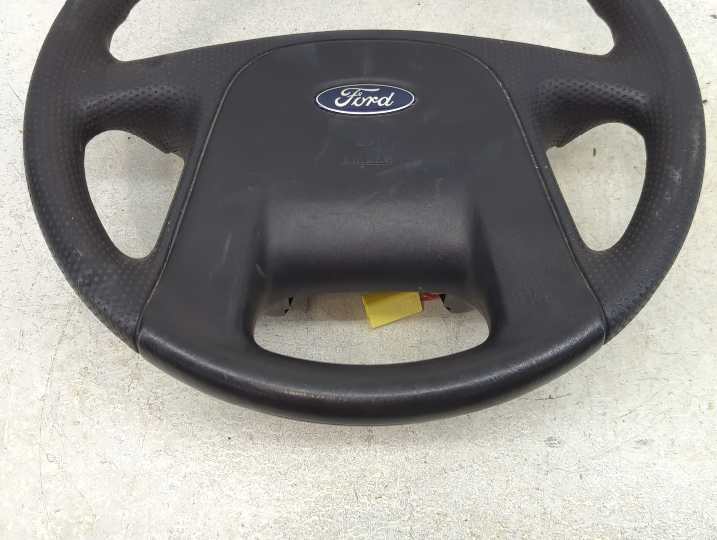2001-2004 Ford Escape Air Bag Driver Left Steering Wheel Mounted - Oemusedautoparts1.com