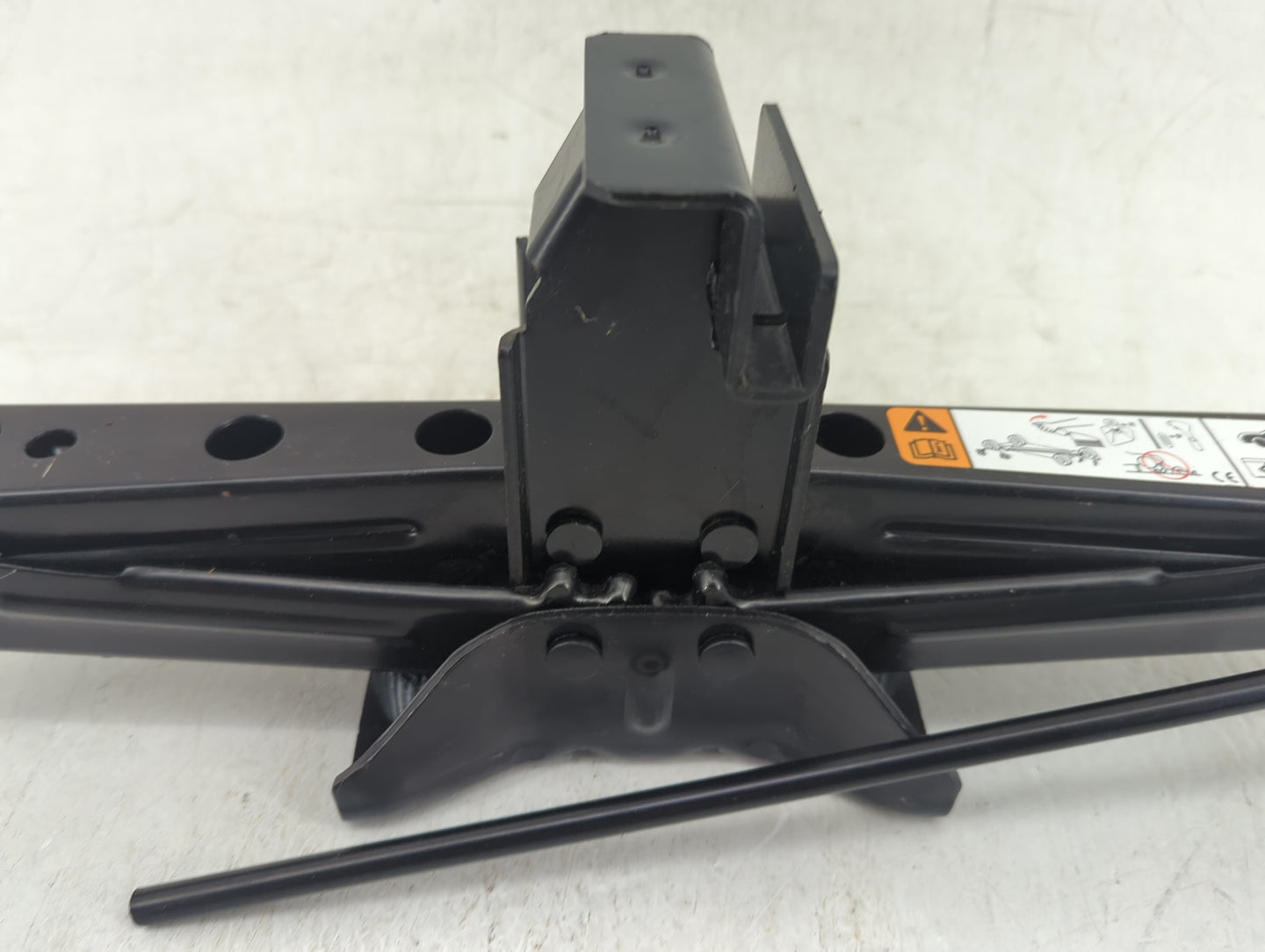 2013 Ford Escape Spare Scissor Car Jack - Oemusedautoparts1.com