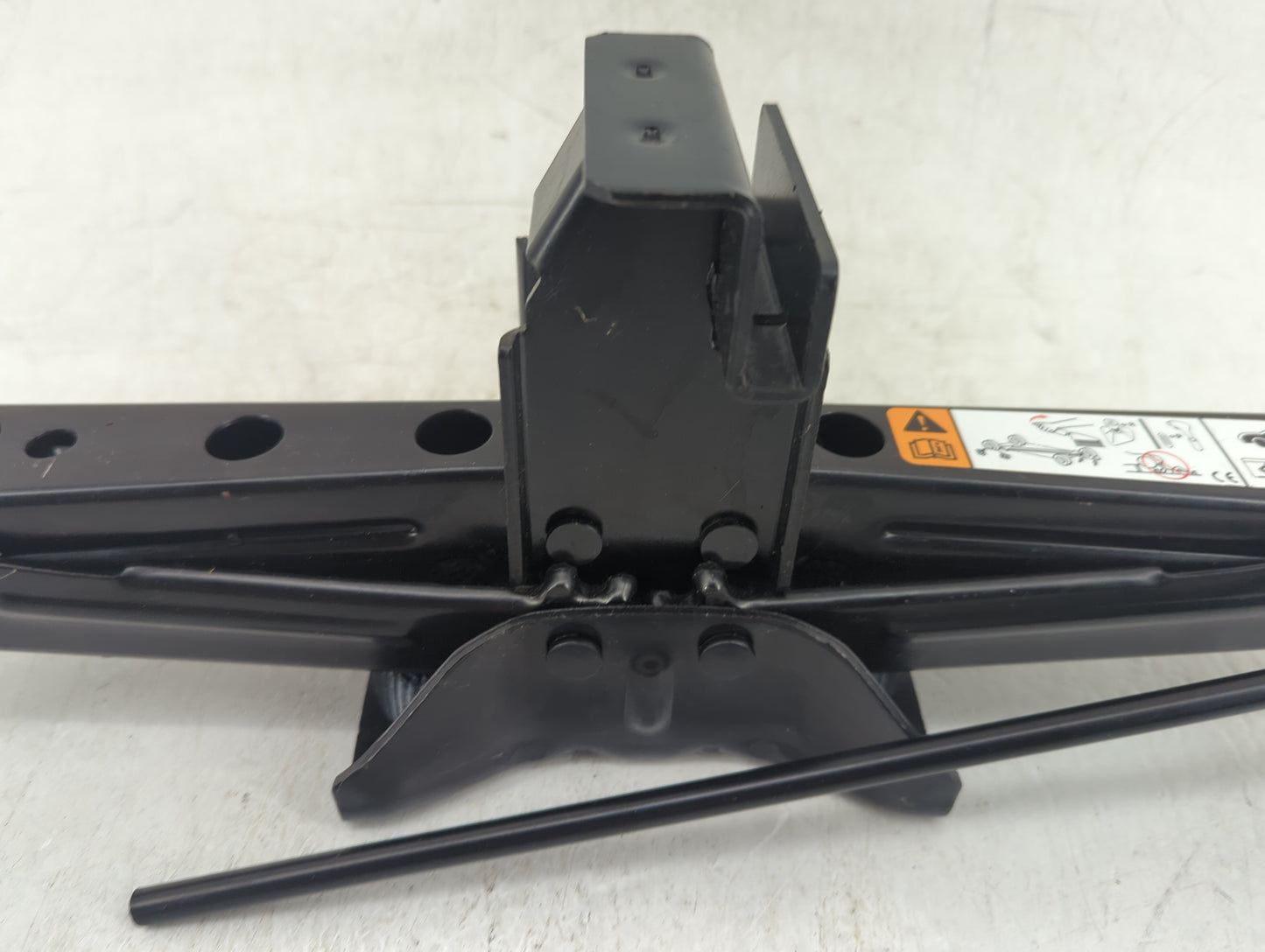 2013 Ford Escape Spare Scissor Car Jack - Oemusedautoparts1.com