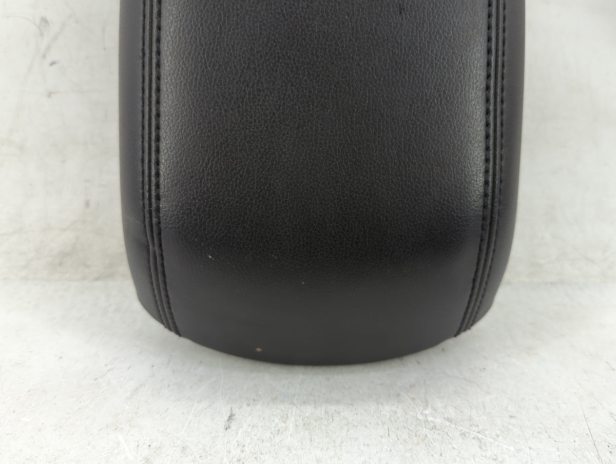 2013-2016 Ford Escape Center Console Armrest Cover Lid Fits Fits 2013 2014 2015 2016 OEM Used Auto Parts - Oemusedautoparts1