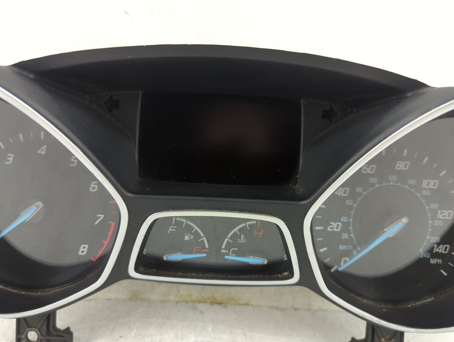 0 Ford Escape Instrument Cluster Speedometer Gauges Fits OEM Used Auto Parts - Oemusedautoparts1.com
