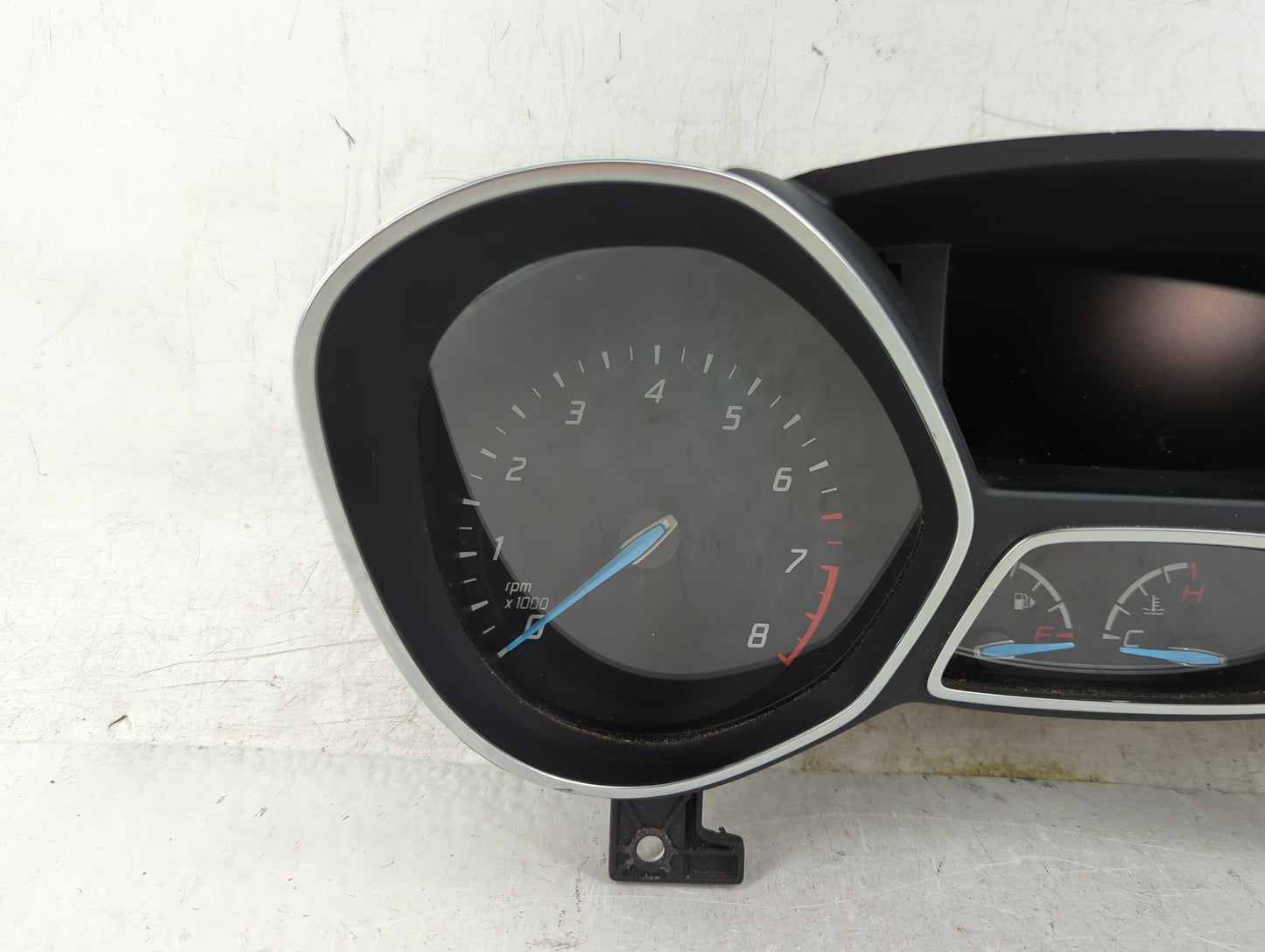 0 Ford Escape Instrument Cluster Speedometer Gauges Fits OEM Used Auto Parts - Oemusedautoparts1.com