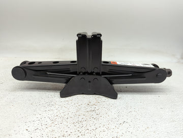 2017 Ford Escape Spare Scissor Car Jack - Oemusedautoparts1.com
