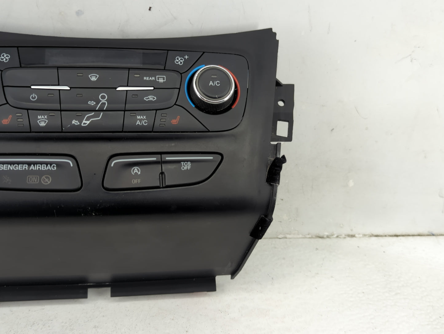 2017 Ford Escape Climate Control Module Temperature AC/Heater Replacement Fits OEM Used Auto Parts - Oemusedautoparts1.com