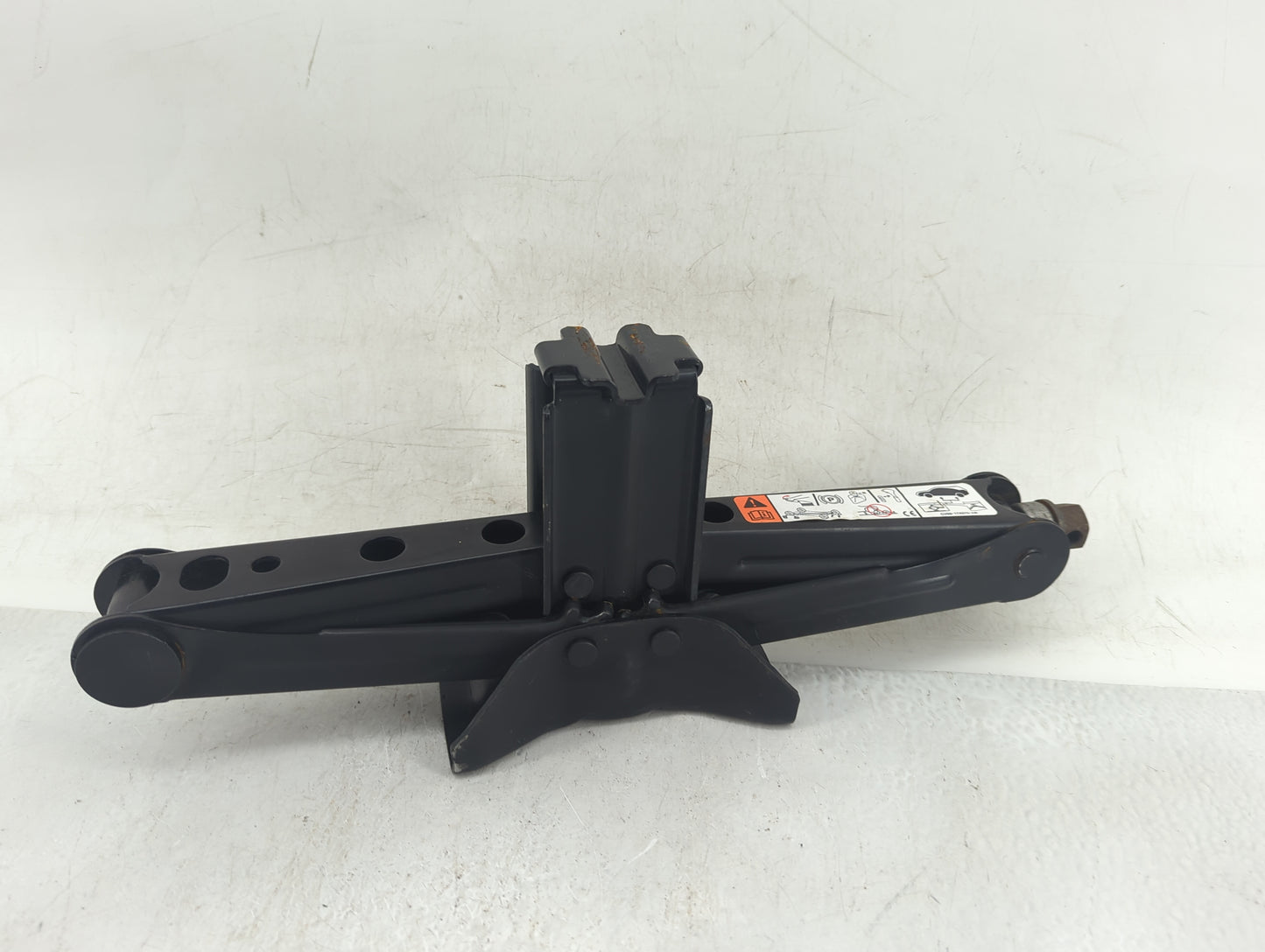 2014 Ford Escape Spare Scissor Car Jack - Oemusedautoparts1.com