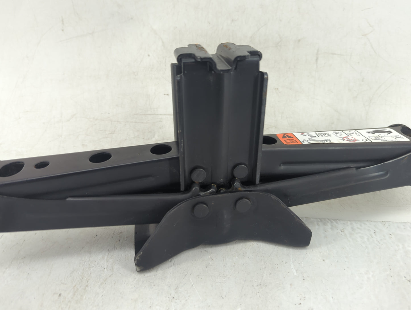 2014 Ford Escape Spare Scissor Car Jack - Oemusedautoparts1.com