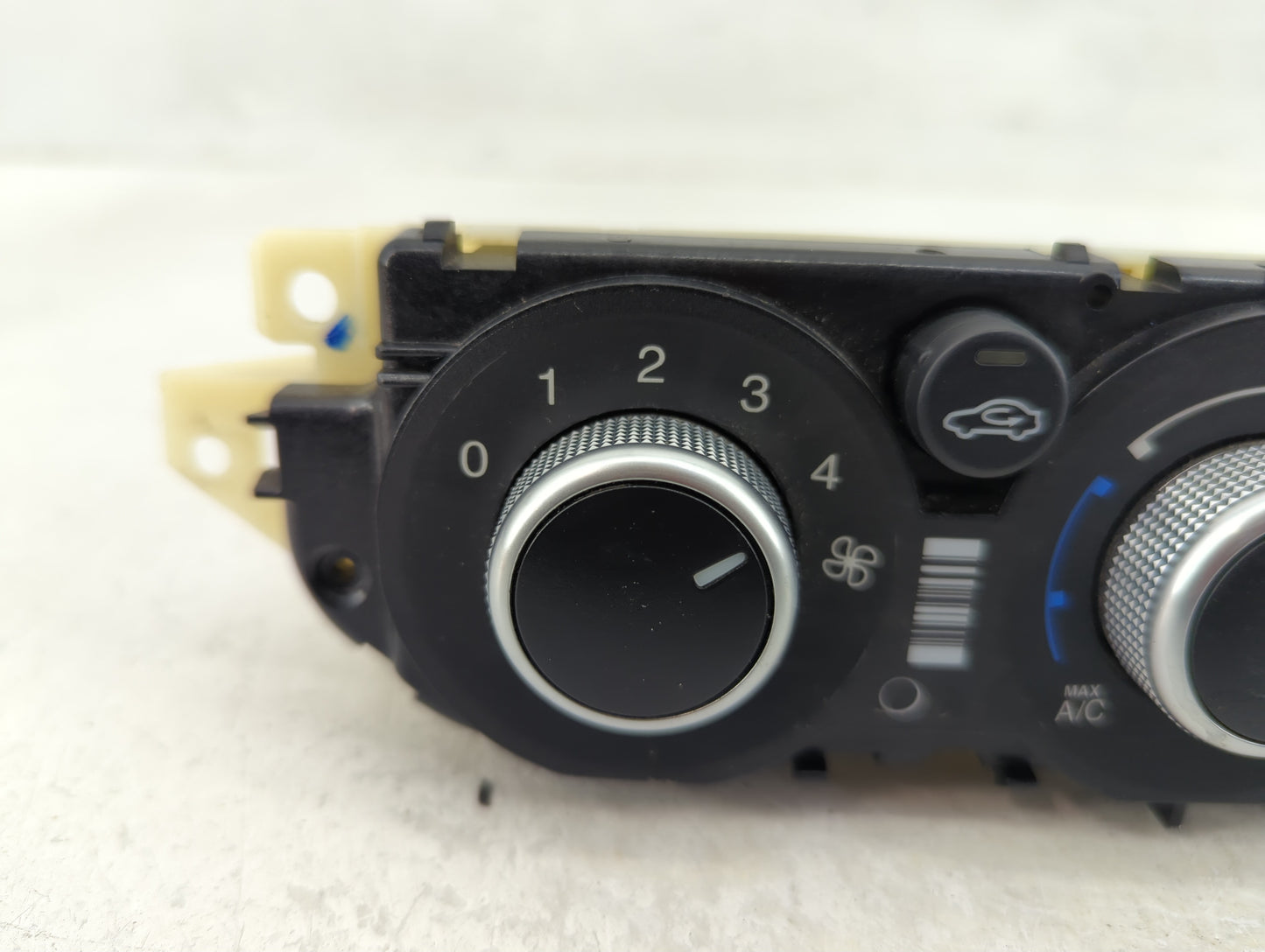 2013-2016 Ford Escape Climate Control Module Temperature AC/Heater Replacement Fits Fits 2013 2014 2015 2016 OEM Used Auto P