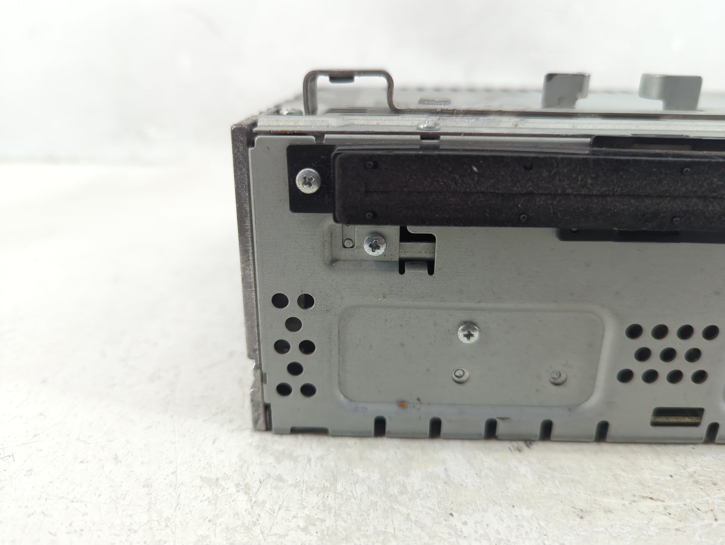 2013-2015 Ford Escape Radio AM FM Cd Player Receiver Replacement Fits Fits 2013 2014 2015 OEM Used Auto Parts - Oemusedautop