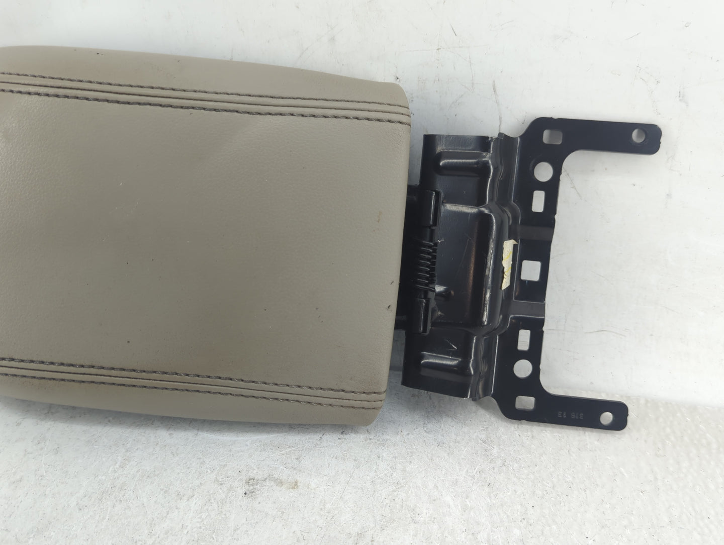 2013-2016 Ford Escape Center Console Armrest Cover Lid Fits Fits 2013 2014 2015 2016 OEM Used Auto Parts - Oemusedautoparts1