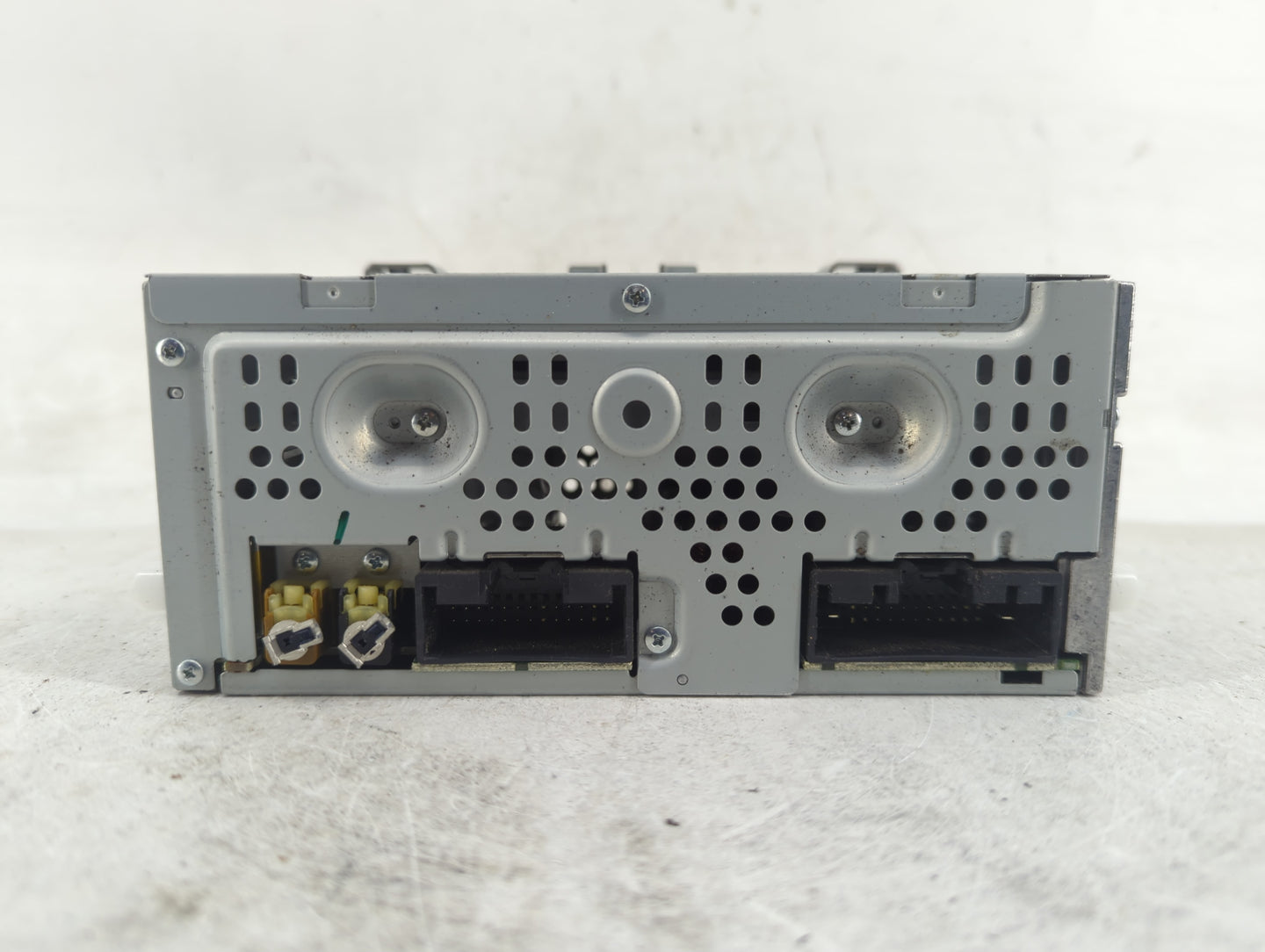 2013-2015 Ford Escape Radio AM FM Cd Player Receiver Replacement Fits Fits 2013 2014 2015 OEM Used Auto Parts - Oemusedautop