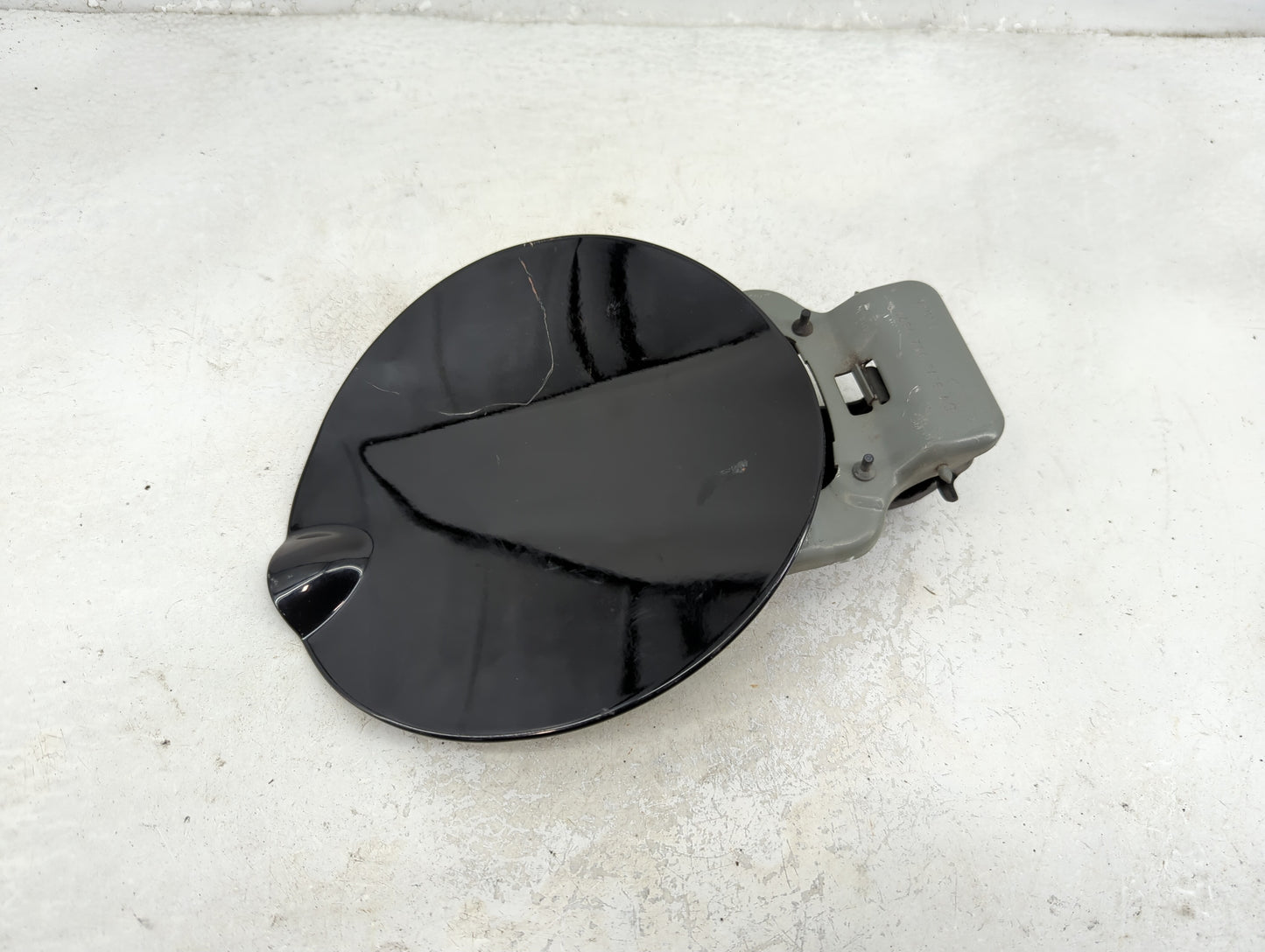Ford Escape Fuel Tank Door Lid Gas Tank - Oemusedautoparts1.com
