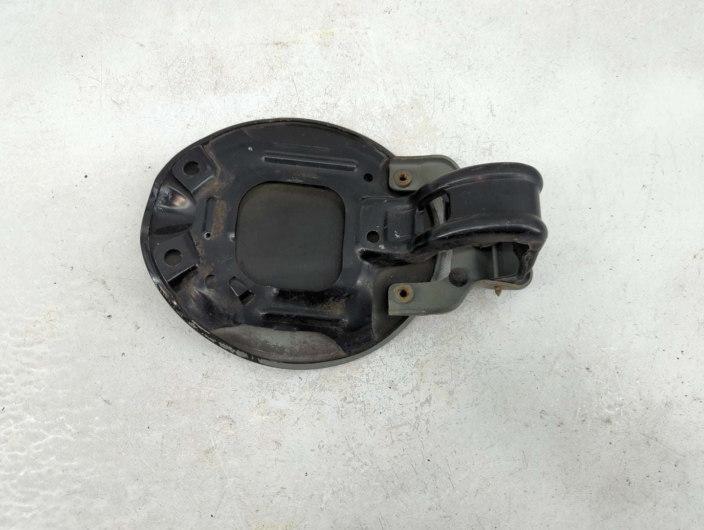 Ford Escape Fuel Tank Door Lid Gas Tank - Oemusedautoparts1.com