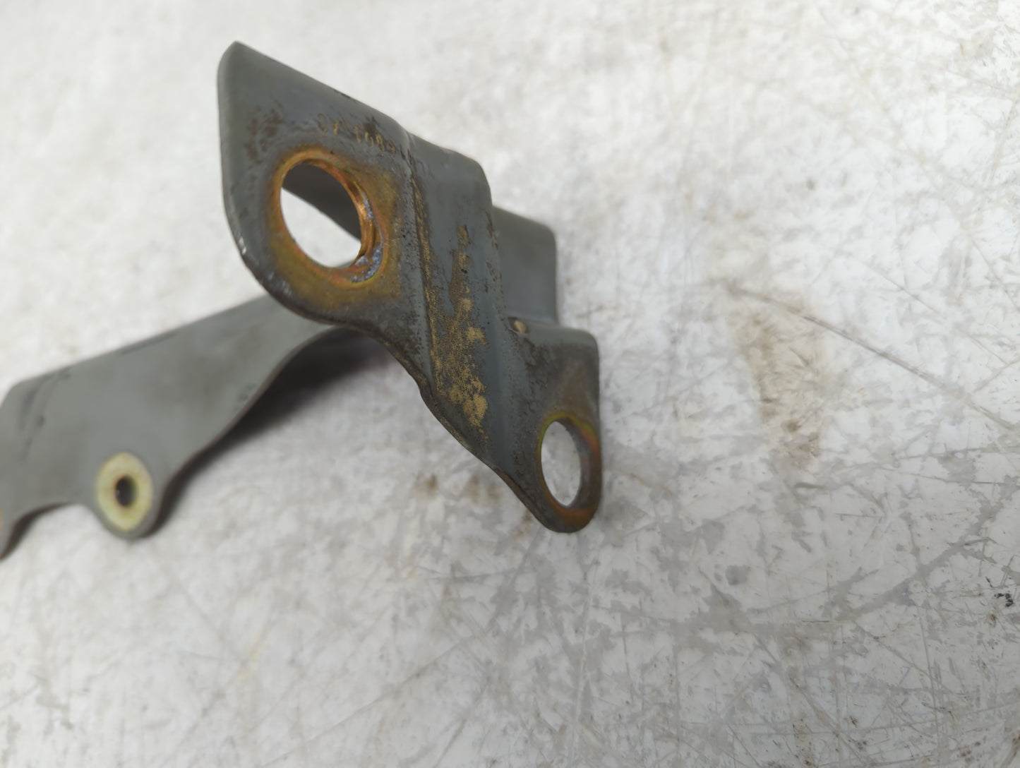 2004 Ford Escape Driver Hood Hinge - Oemusedautoparts1.com