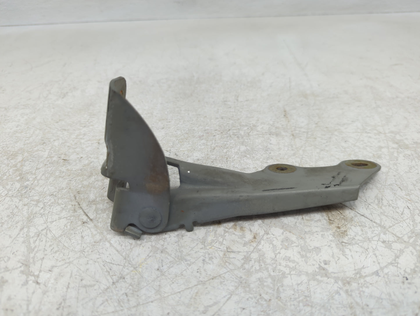 2004 Ford Escape Driver Hood Hinge - Oemusedautoparts1.com