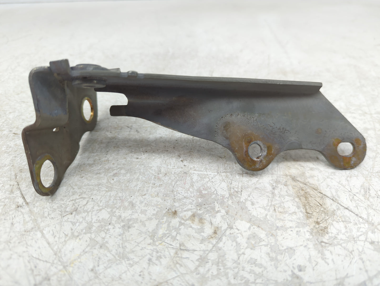 2004 Ford Escape Driver Hood Hinge - Oemusedautoparts1.com