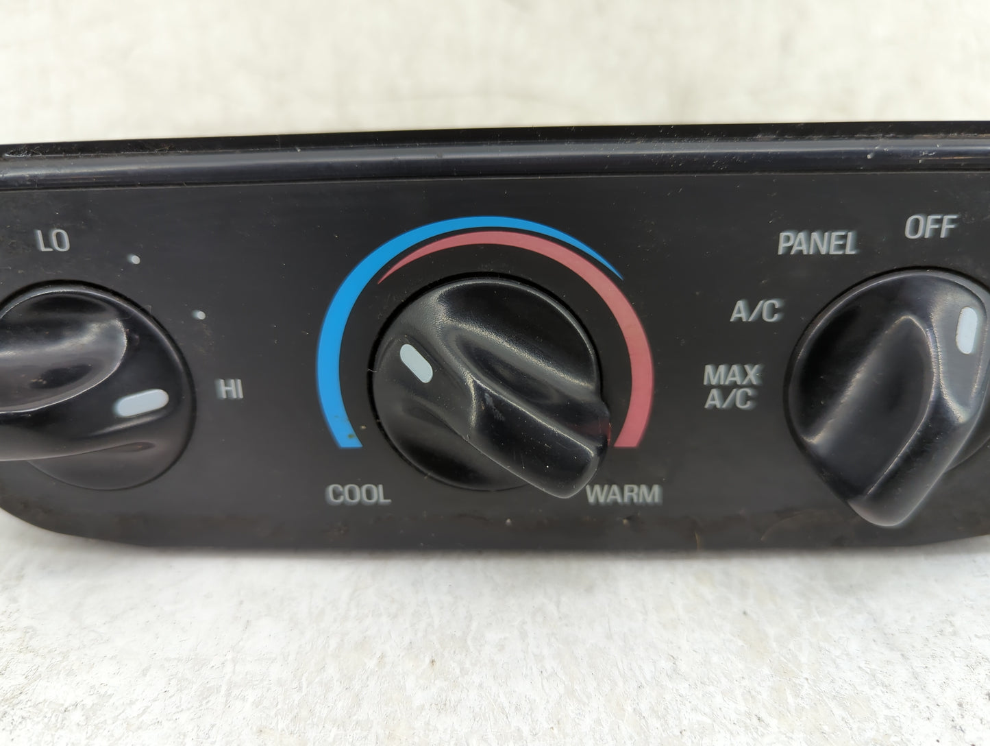 1997-1998 Ford Expedition Climate Control Module Temperature AC/Heater Replacement Fits Fits 1997 1998 OEM Used Auto Parts -