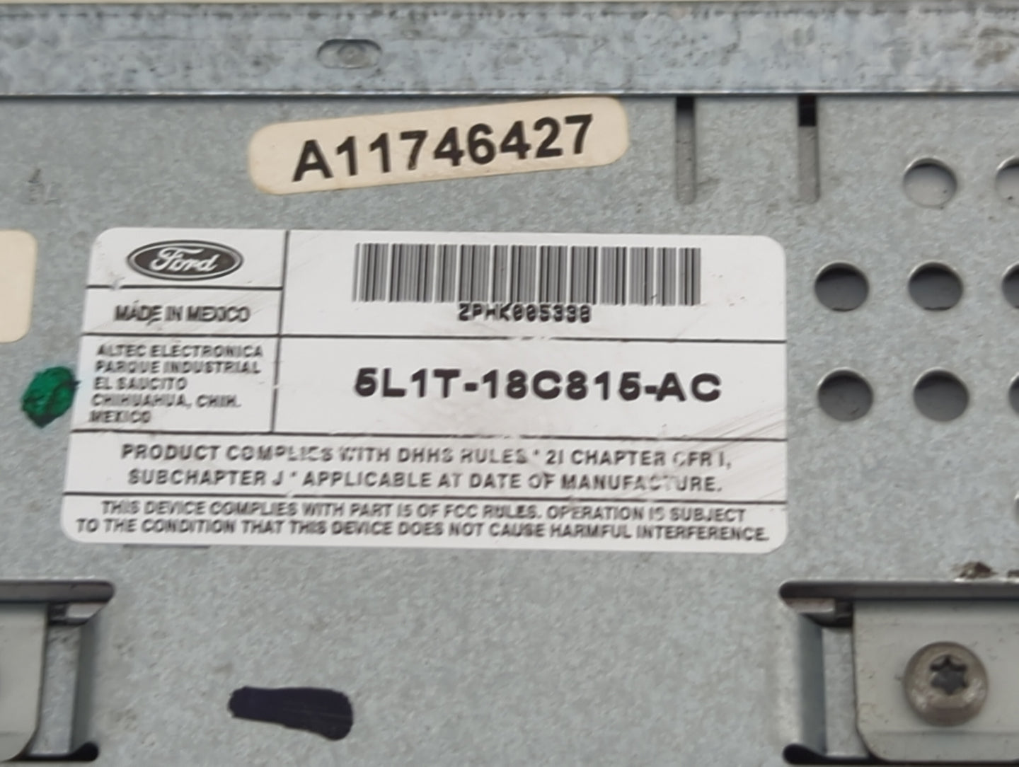 2005-2006 Ford Expedition Radio AM FM Cd Player Receiver Replacement Fits Fits 2005 2006 OEM Used Auto Parts - Oemusedautopa