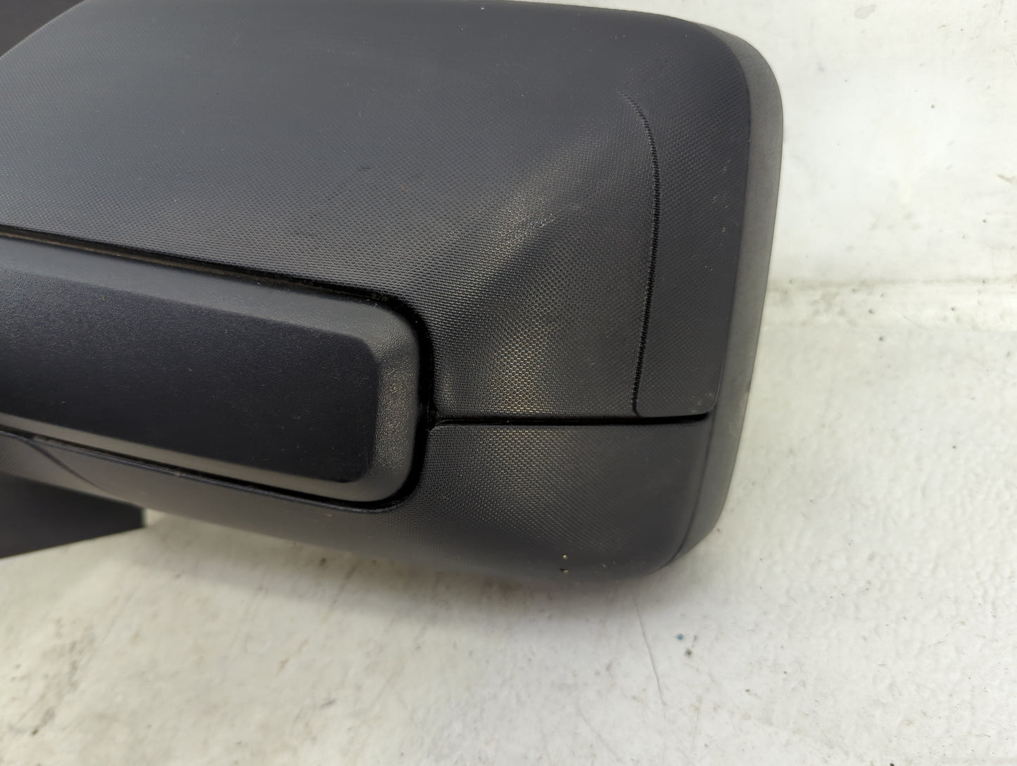2007-2011 Ford Expedition Driver Side View Mirror - Left Door Mirror OEM Used - Oemusedautoparts1.com
