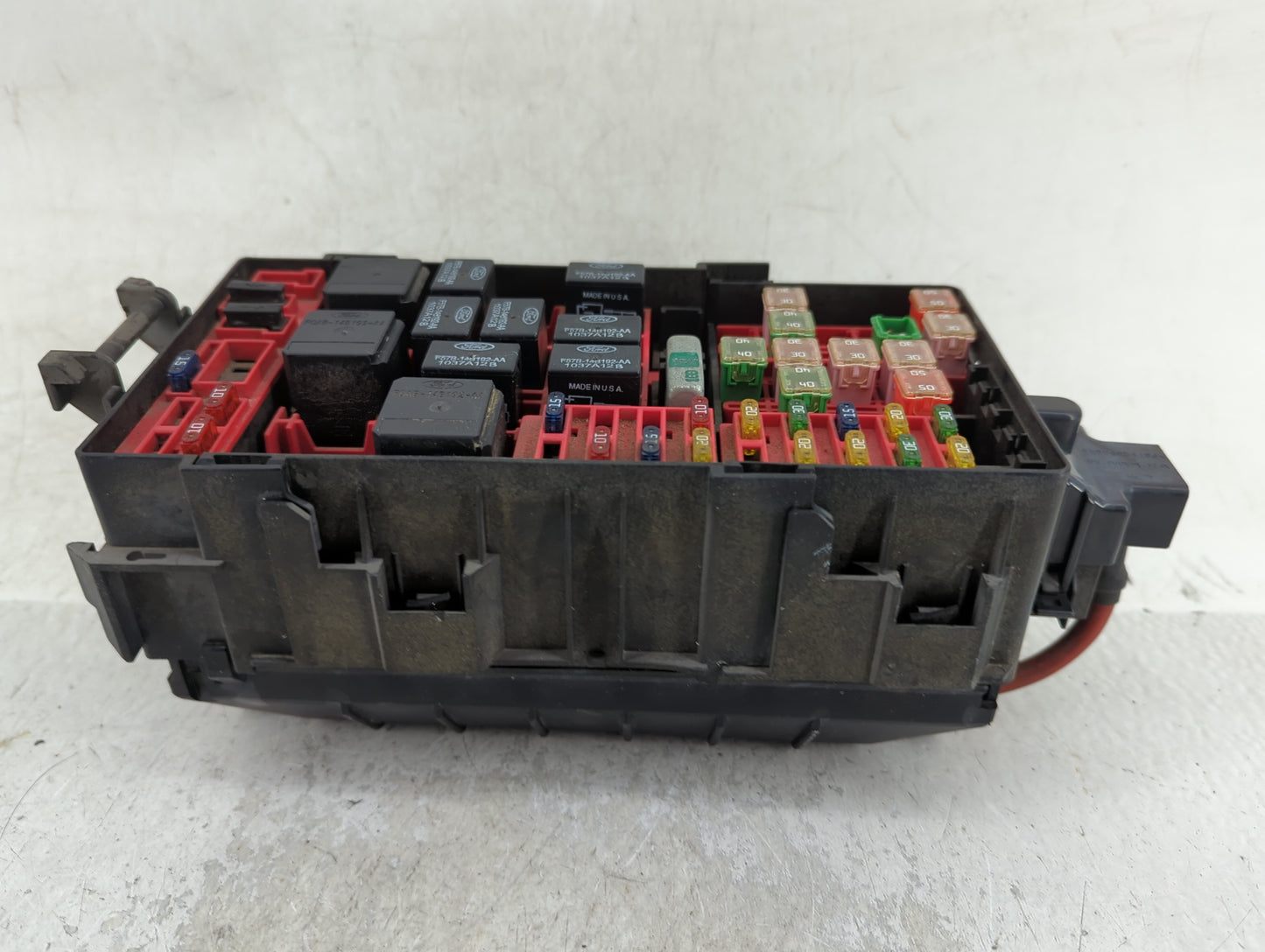 2000-2002 Ford Expedition Fusebox Fuse Box Panel Relay Module Fits Fits 2000 2001 2002 OEM Used Auto Parts - Oemusedautopart
