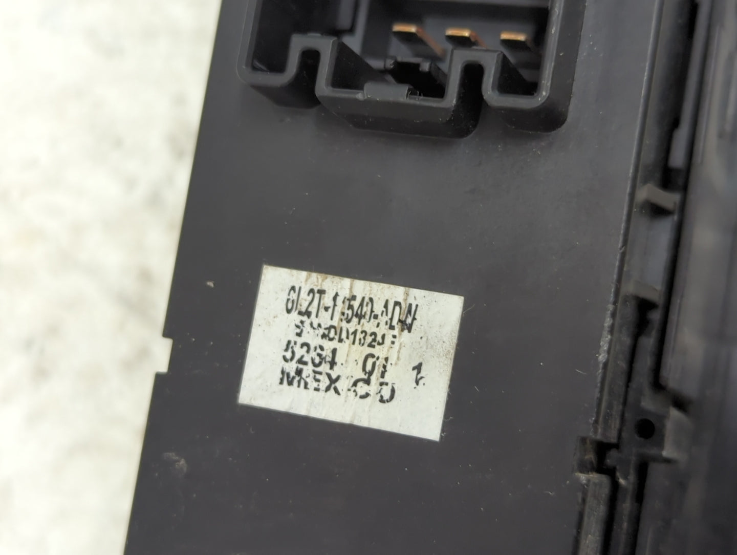 2006-2007 Ford Explorer Master Power Window Switch Replacement Driver Side Left Fits Fits 2006 2007 2008 2009 2010 2011 OEM 