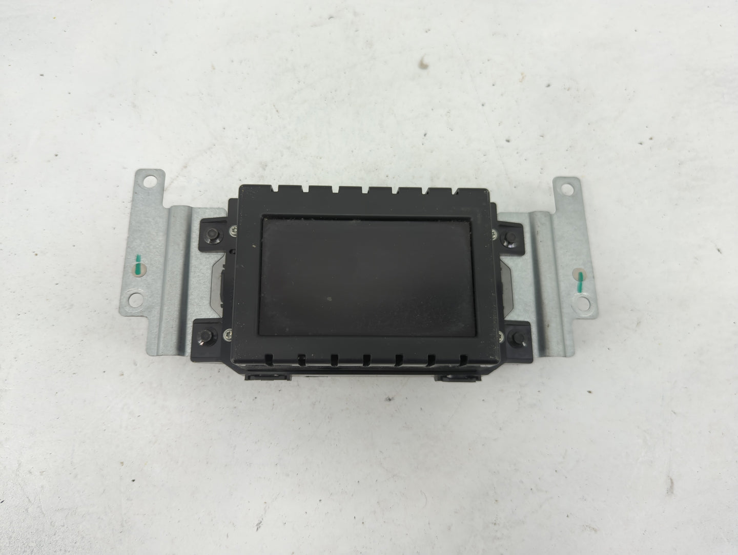 2011-2015 Ford Explorer Information Display Screen - Oemusedautoparts1.com